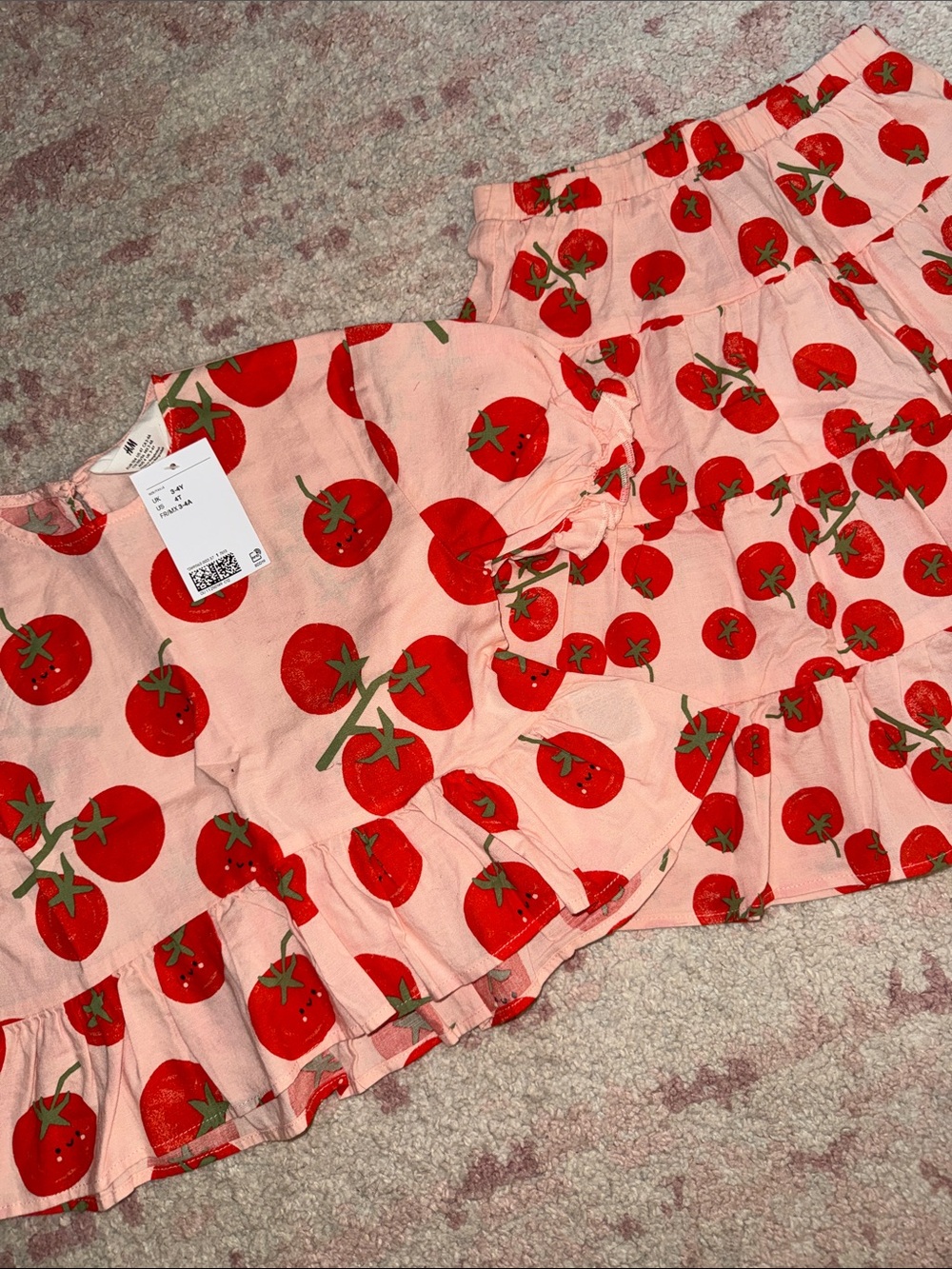 H&M Tomato Print Pink Ruffle Two-Piece Set NWT Size 3-4